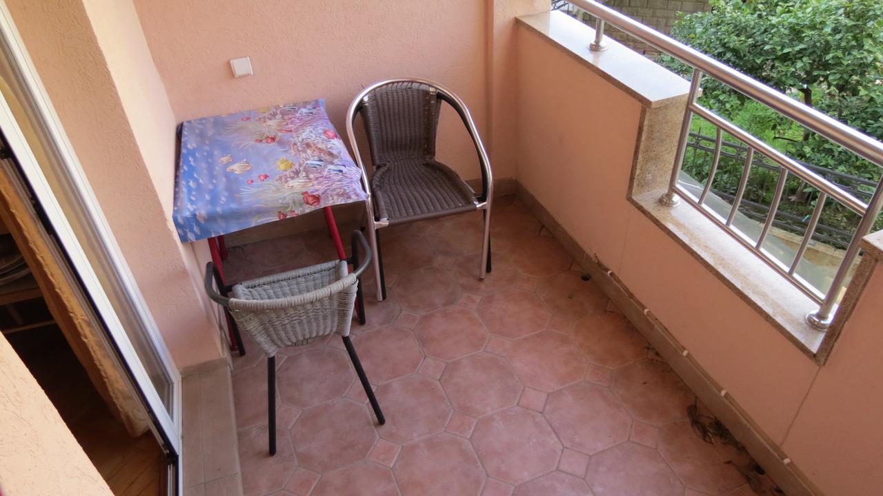 Oaza Hotel Petrovac Bagian luar foto